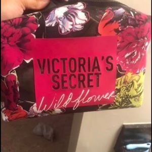 Victoria secret travel bag